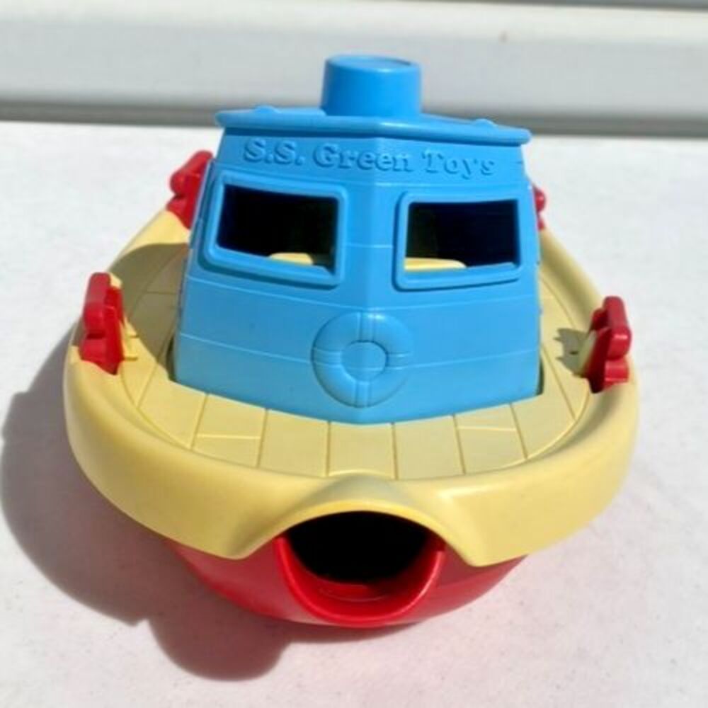Green Toys Tugboat 100% Recycled Plastic Water Play Bath Blue, Red, Handle Float